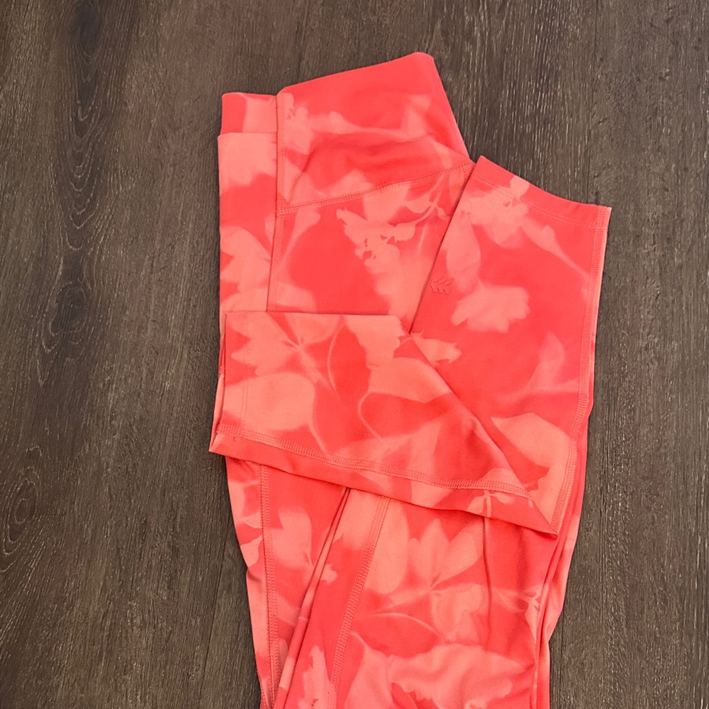 All in Motion Coral Leggings